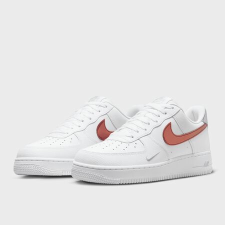 Forestående elefant konsonant NIKE Air Force 1 '07 white/picante red/wolf grey White Sneakers online at  SNIPES